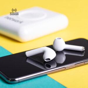 Auriculares y Power Bank de 5200 mAh - Molik